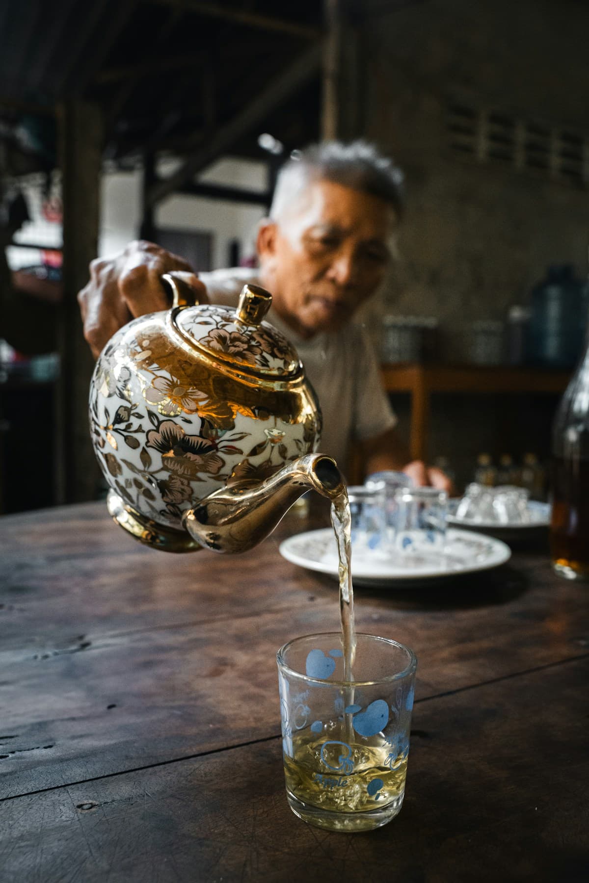 آیین درست دمآوری چای ایرانی